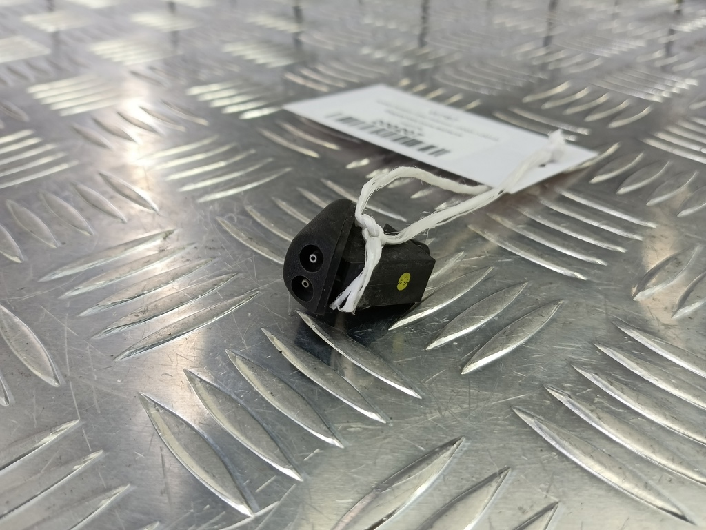 форсунка омывателя FORD Fusion 1.4 MT (80 л.с.)Fusion  I рестайлинг (2005—2012) Хетчбэк 1442176, 630 рублей, Москва