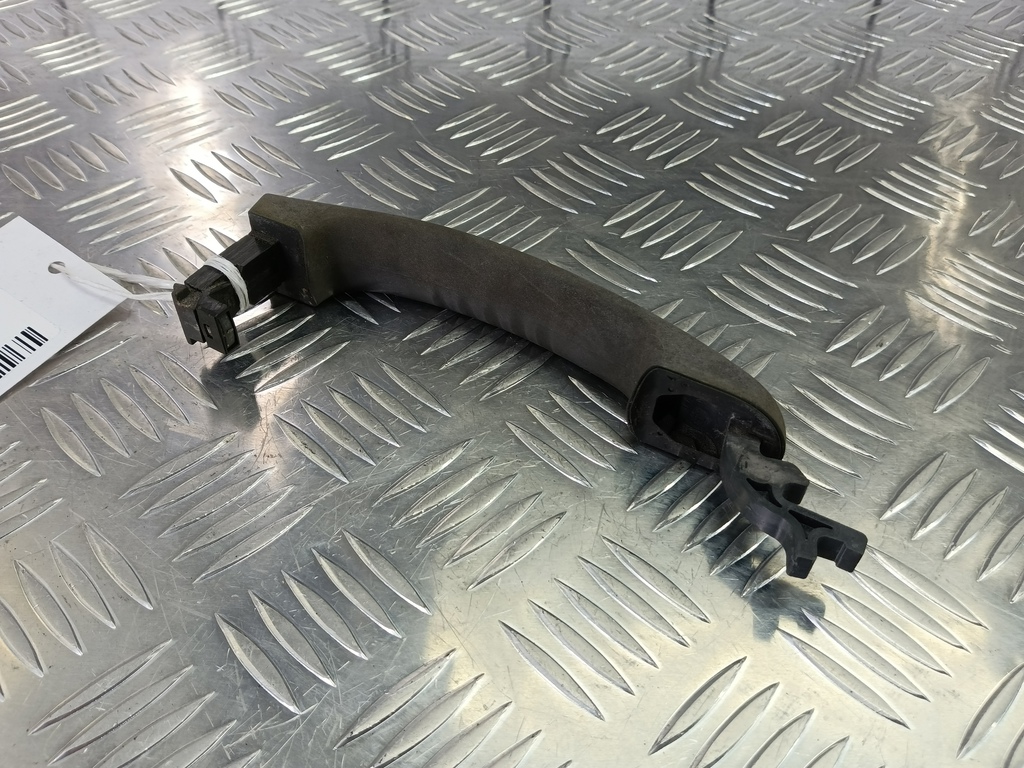 ручка двери внешняя FORD Fusion 1.4 MT (80 л.с.)Fusion  I рестайлинг (2005—2012) Хетчбэк 1521631, 1090 рублей, Москва