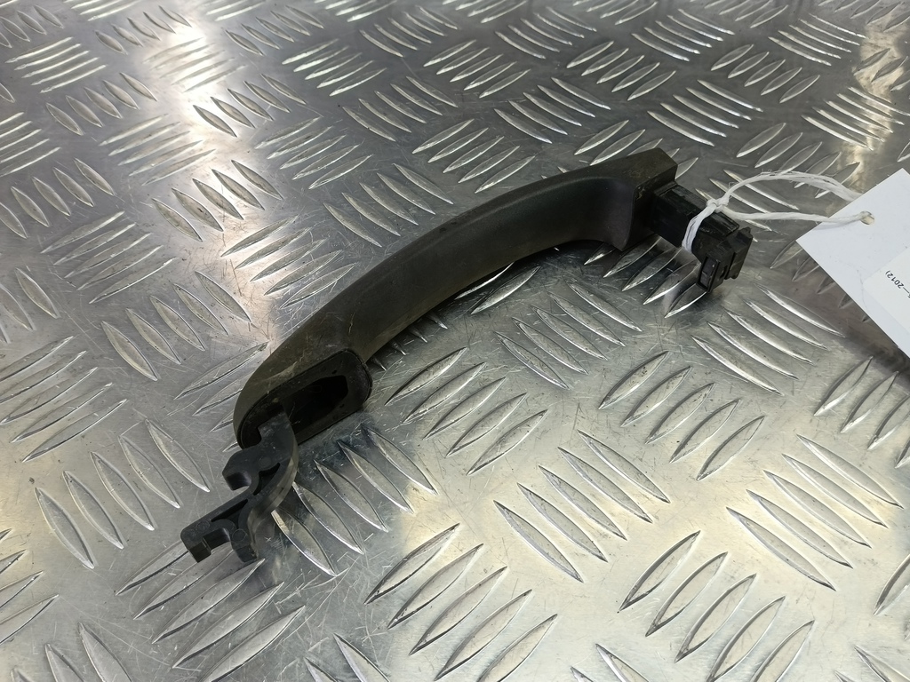 ручка двери внешняя FORD Fusion 1.4 MT (80 л.с.)Fusion  I рестайлинг (2005—2012) Хетчбэк 1521631, 1090 рублей, Москва