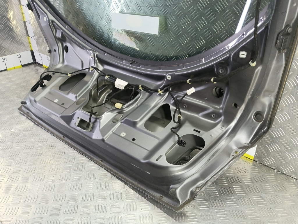 крышка багажника MITSUBISHI CARISMA 1.6 AT (90 л.с.)Carisma  I рестайлинг (1999—2004) Лифтбек MR496068, 5580 рублей, Москва