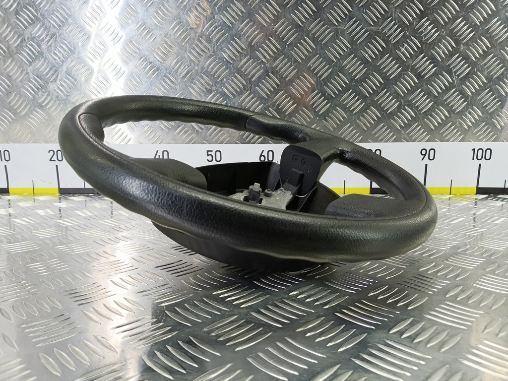 руль FORD Fusion 1.4 MT (80 л.с.)Fusion  I рестайлинг (2005—2012) Хетчбэк 1358833, 3740 рублей, Москва