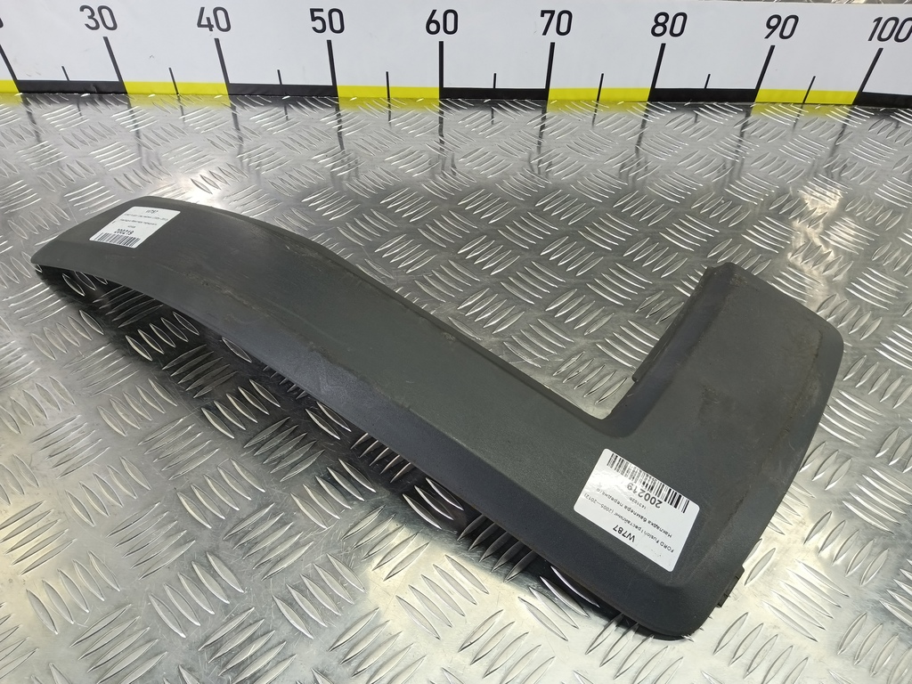 накладка бампера переднего FORD Fusion 1.4 MT (80 л.с.)Fusion  I рестайлинг (2005—2012) Хетчбэк 1431026, 1780 рублей, Москва