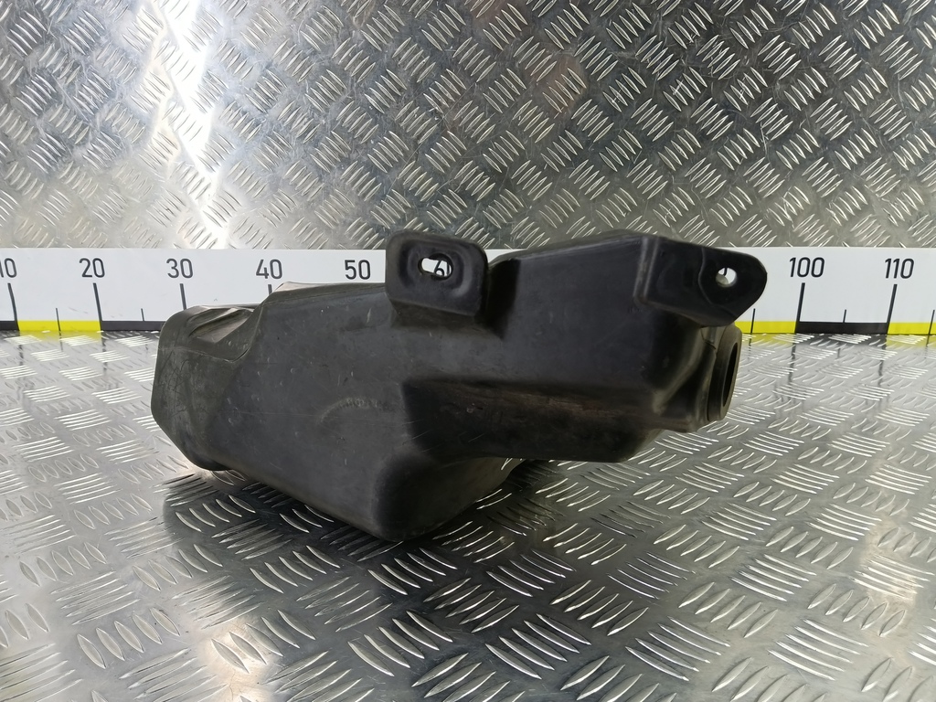 бачок омывателя CHEVROLET  ORLANDO 1.8 AT (141 л.с.)Orlando  I (2010—2018) Минивэн 13260579, 2010 рублей, Москва