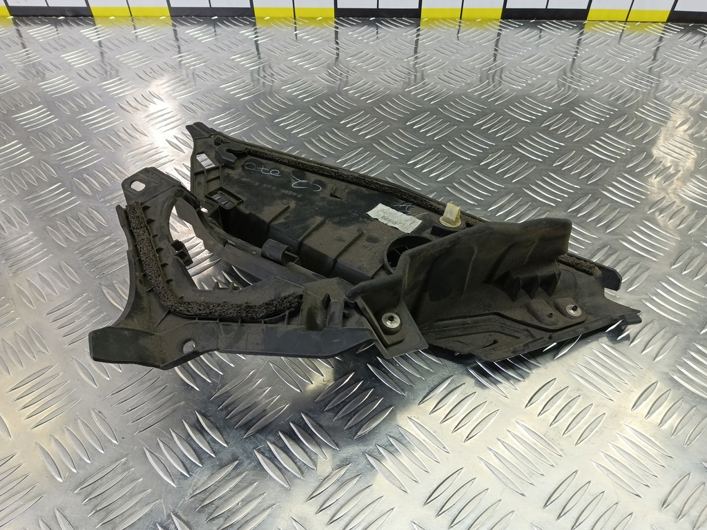 накладка жабо HONDA Civic 1.8 MT (140 л.с.)Civic  VIII (2005—2009) Хетчбэк 74212-SMG-E00, 860 рублей, Москва