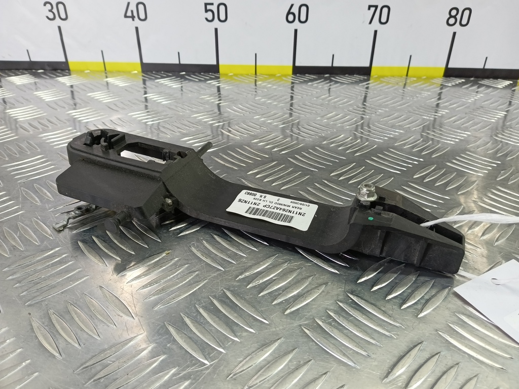 ответная часть ручки двери FORD Fusion 1.4 MT (80 л.с.)Fusion  I рестайлинг (2005—2012) Хетчбэк 1372506, 3850 рублей, Москва