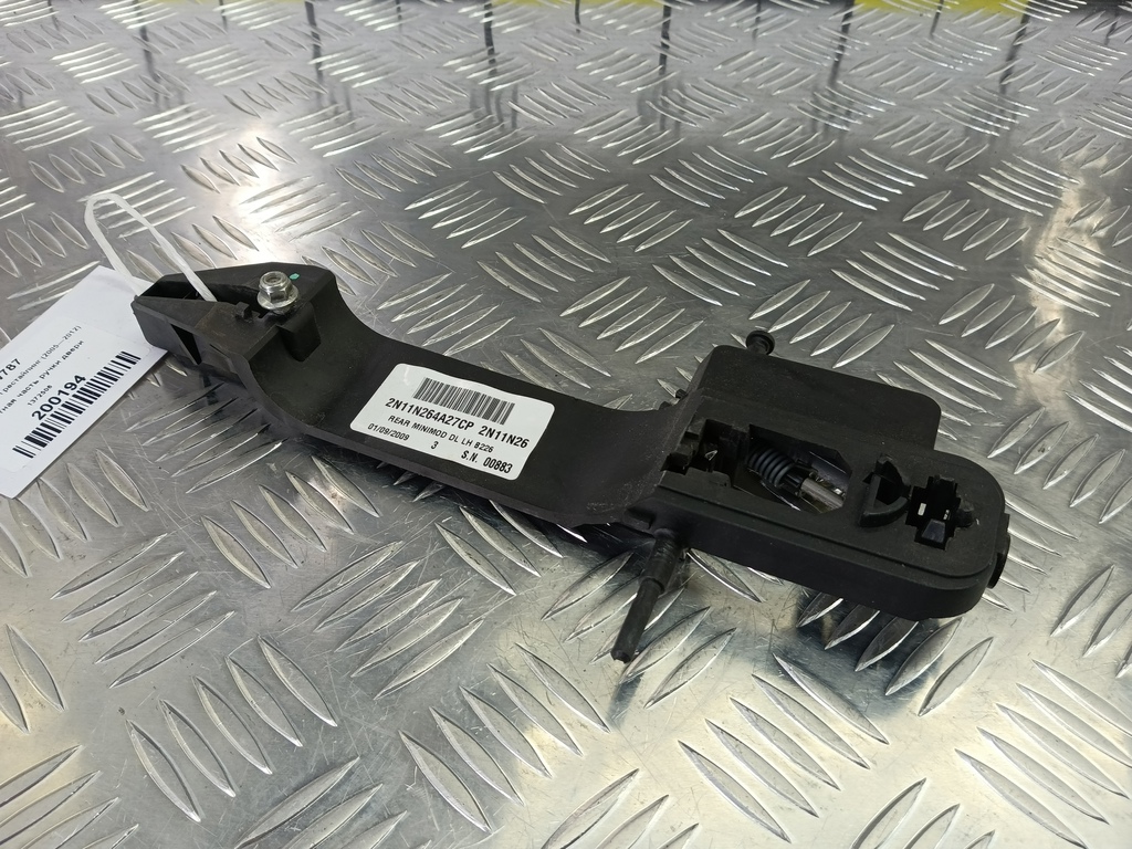 ответная часть ручки двери FORD Fusion 1.4 MT (80 л.с.)Fusion  I рестайлинг (2005—2012) Хетчбэк 1372506, 3850 рублей, Москва