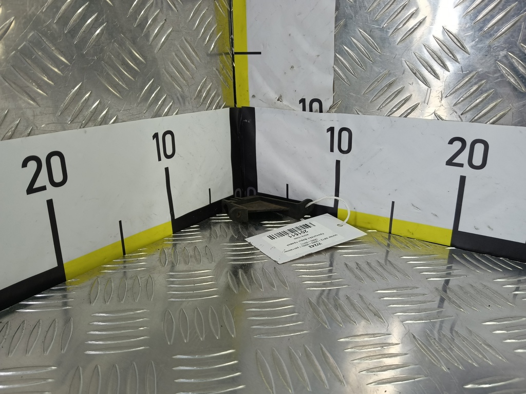 кронштейн фары Hyundai GETZ  92276-1C000, 520 рублей, Москва