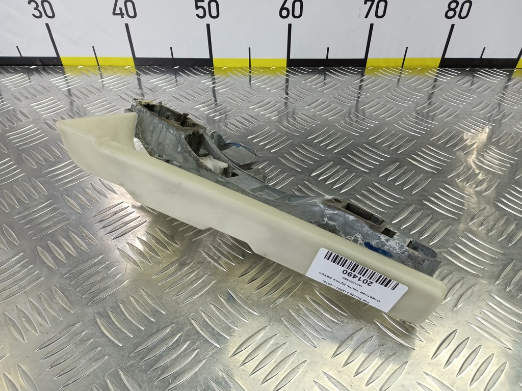 ответная часть ручки двери Fiat Scudo  1401307980, 2700 рублей, Москва