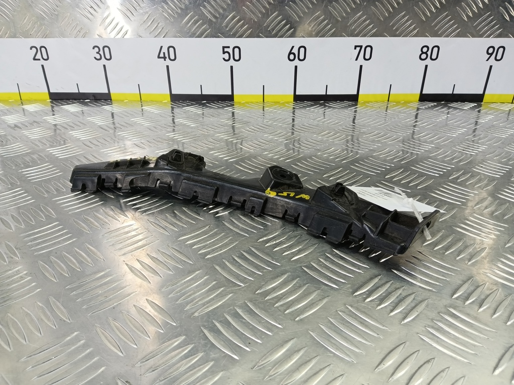 кронштейн бампера Kia Ceed  866131H000, 2010 рублей, Москва