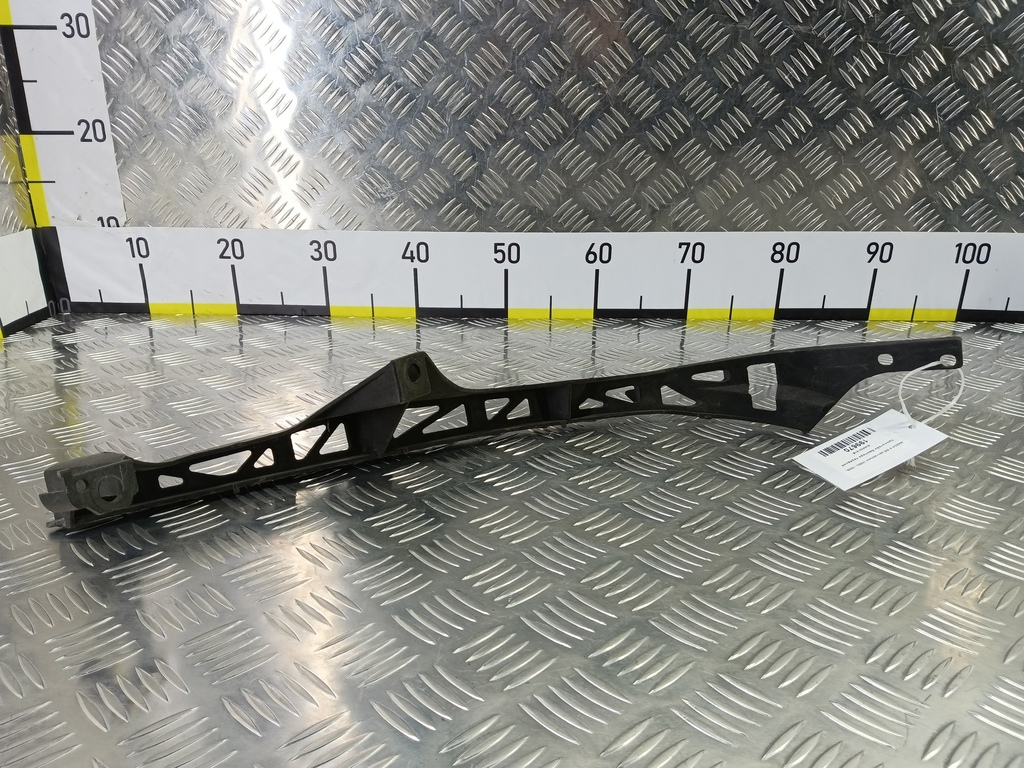 кронштейн бампера MAZDA 6  GJ6A50161B, 2470 рублей, Москва