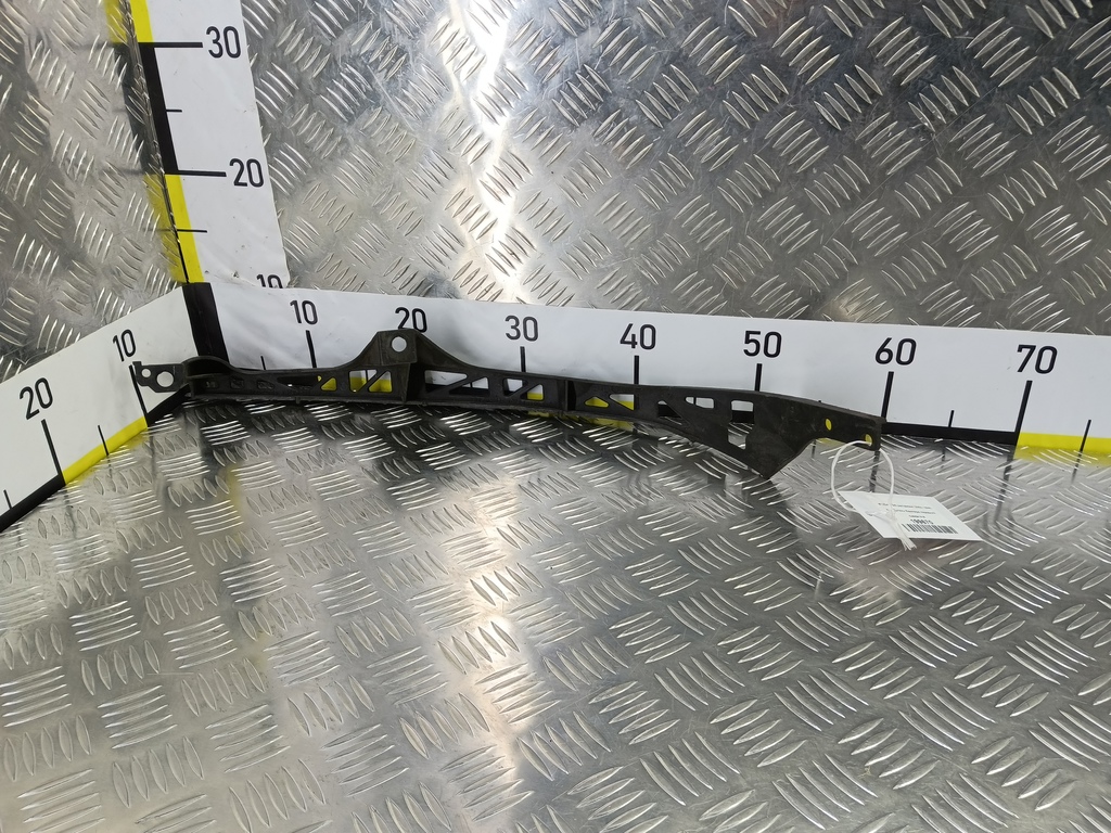 кронштейн бампера MAZDA 6  GJ6A50161B, 2470 рублей, Москва