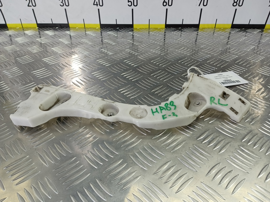 кронштейн бампера FORD Focus  1742939, 2010 рублей, Москва