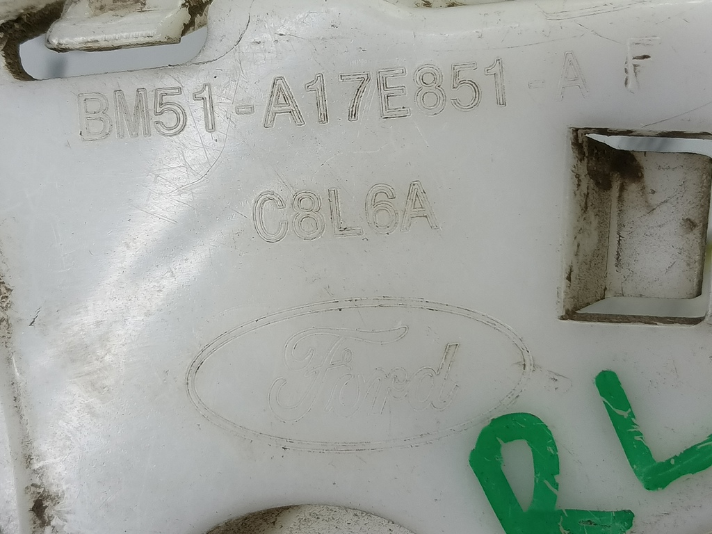 кронштейн бампера FORD Focus  1742939, 2010 рублей, Москва