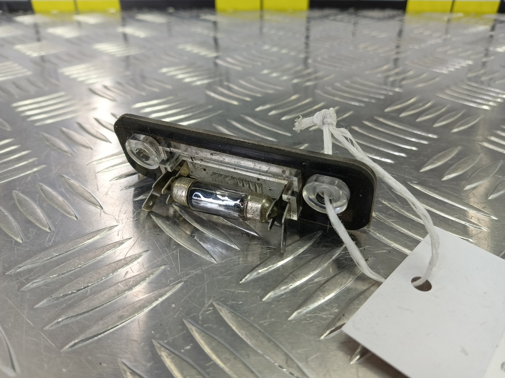 фонарь номерного знака FORD Fusion 1.4 MT (80 л.с.)Fusion  I рестайлинг (2005—2012) Хетчбэк 1332916, 860 рублей, Москва