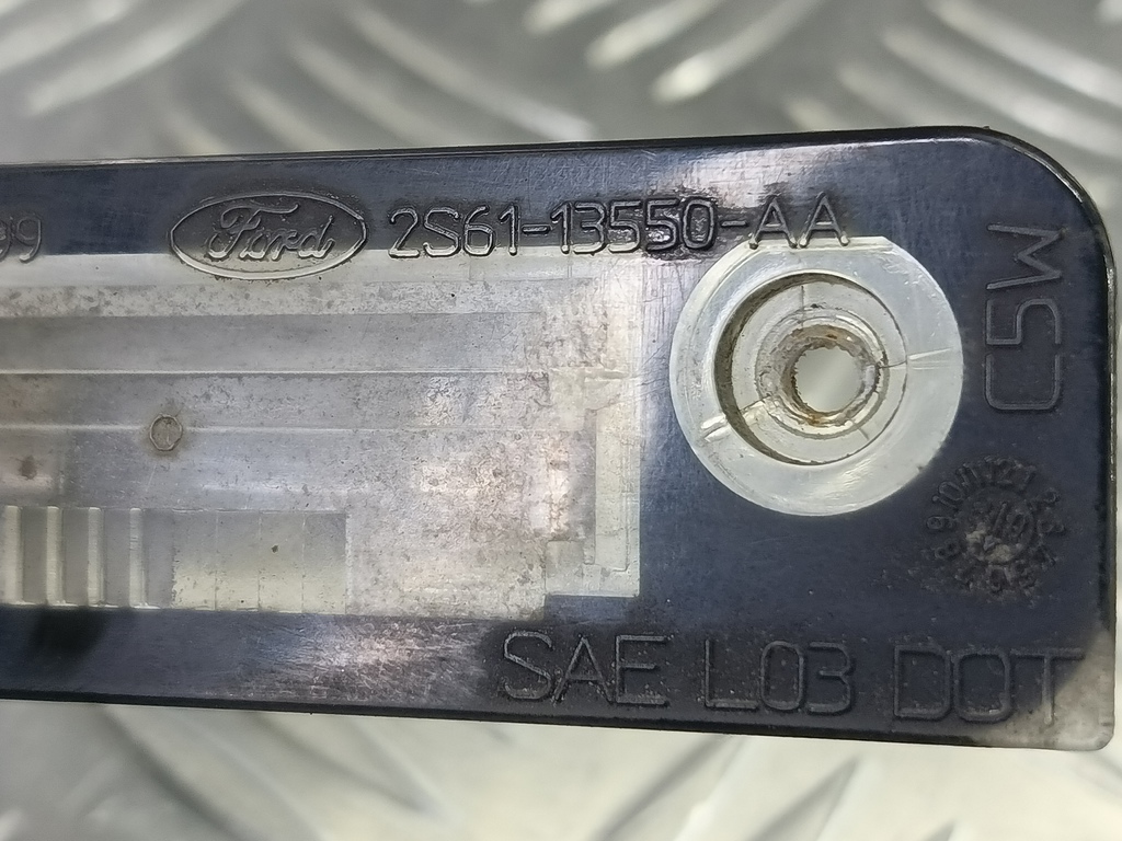 фонарь номерного знака FORD Fusion 1.4 MT (80 л.с.)Fusion  I рестайлинг (2005—2012) Хетчбэк 1332916, 860 рублей, Москва