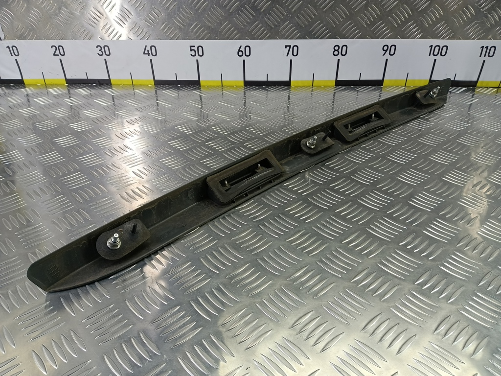 накладка крышки багажника FORD Fusion 1.4 MT (80 л.с.)Fusion  I рестайлинг (2005—2012) Хетчбэк 1599220, 3050 рублей, Москва