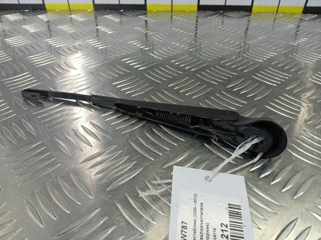 поводок стеклоочистителя (дворник) FORD Fusion 1.4 MT (80 л.с.)Fusion  I рестайлинг (2005—2012) Хетчбэк 1908779, 980 рублей, Москва