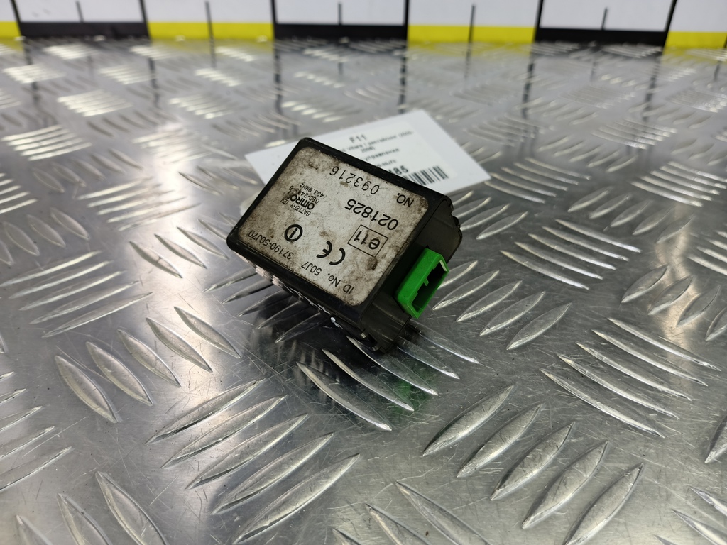 блок управления SUZUKI Grand Vitara 2.0 MT (128 л.с.)Grand Vitara  I (1997—2001) Внедорожник 37190-50J70, 630 рублей, Москва