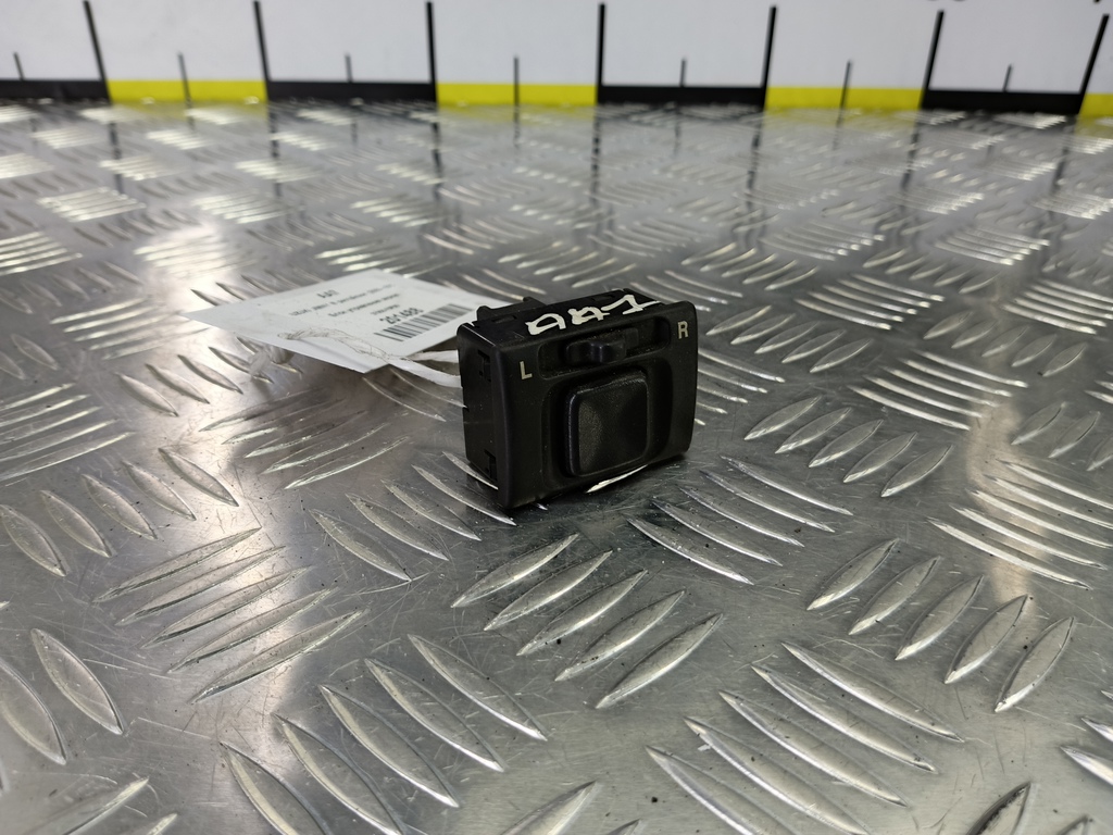 кнопка регулировки зеркал SUZUKI JIMNY Jimny 37950-75F00, 630 рублей, Москва