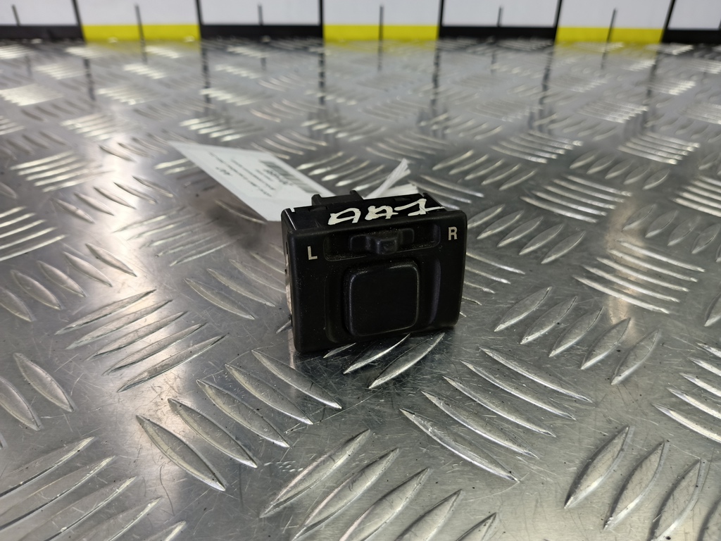 кнопка регулировки зеркал SUZUKI JIMNY Jimny 37950-75F00, 630 рублей, Москва