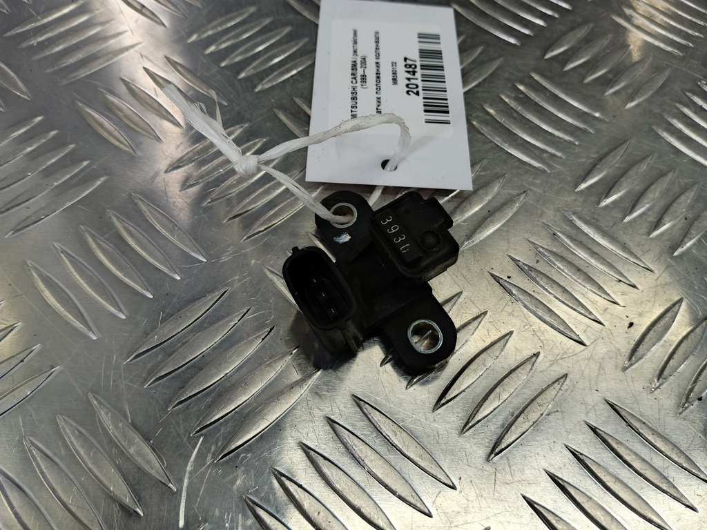 датчик положения коленвала MITSUBISHI CARISMA  MR560132, 3279 рублей, Москва