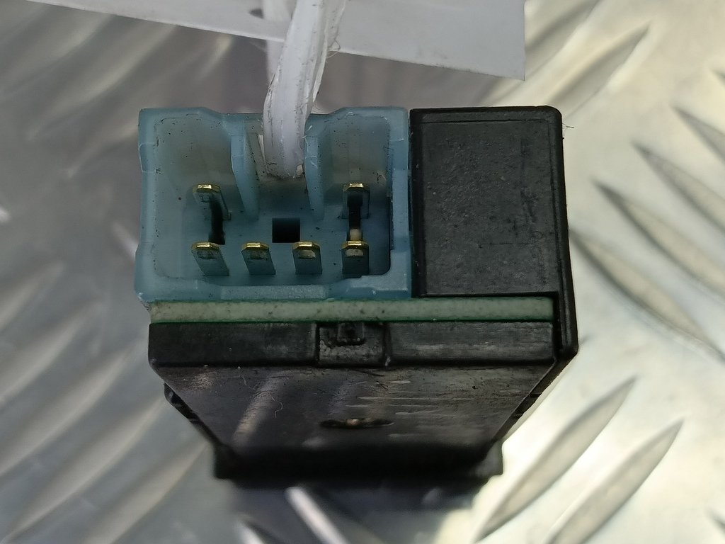 кнопка противотуманки SUZUKI JIMNY  37280-76J00, 980 рублей, Москва