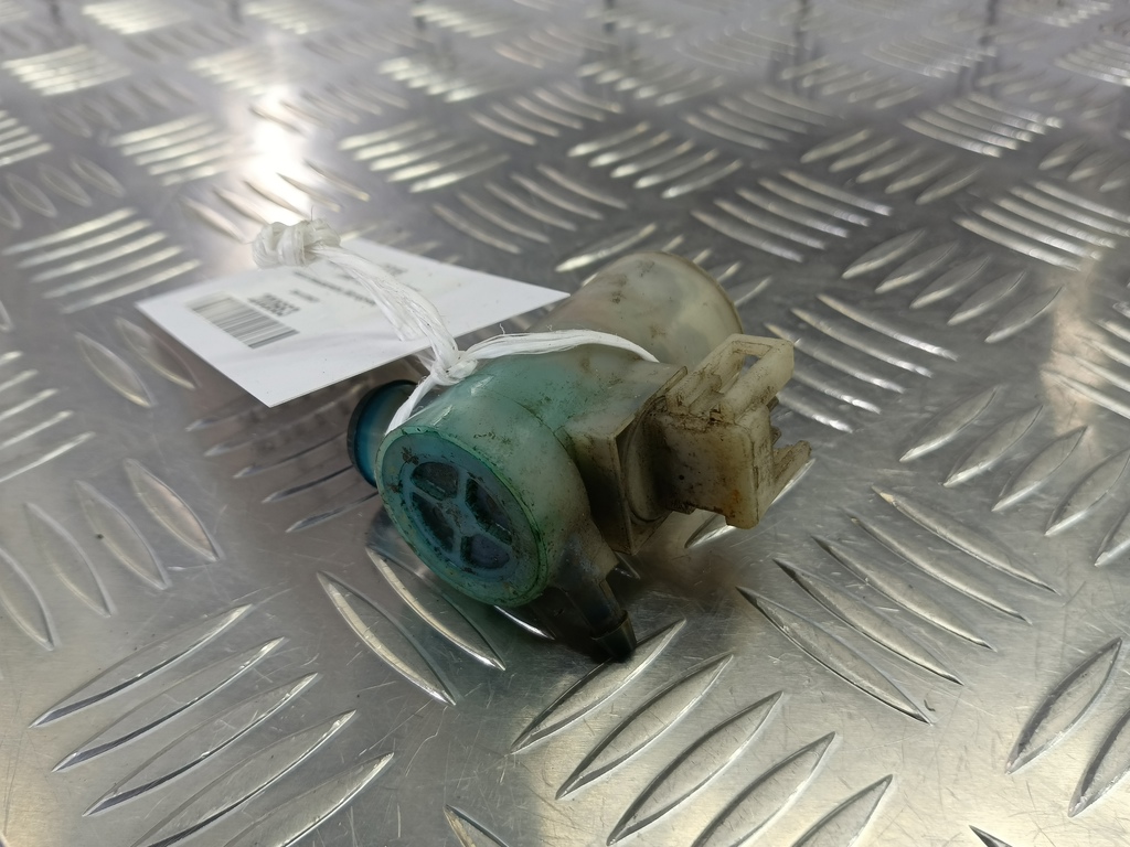 насос омывателя (моторчик) SUZUKI Grand Vitara 2.4 MT (169 л.с.)Grand Vitara  II рестайлинг (2008—2012) Внедорожник 3841078K01, 1550 рублей, Москва