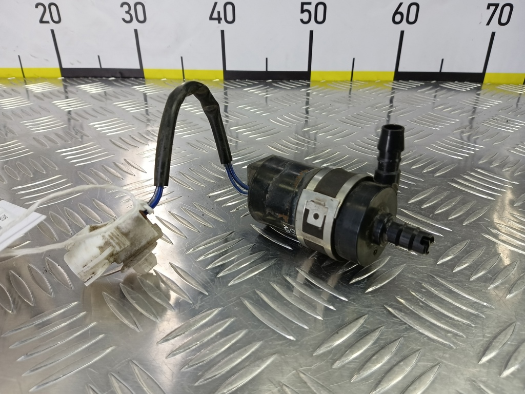 насос омывателя (моторчик) SUZUKI Grand Vitara 2.4 MT (169 л.с.)Grand Vitara  II рестайлинг (2008—2012) Внедорожник 3841065JA0, 6150 рублей, Москва