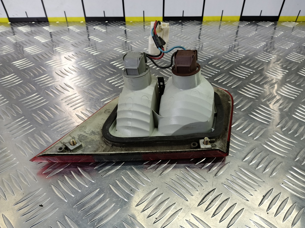 фонарь  (фара) MITSUBISHI CARISMA  MR485476, 980 рублей, Москва