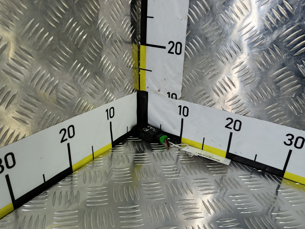 кнопка люка HONDA CR-V 2.0 AT (150 л.с.)CR-V  II (2001—2004) Внедорожник 35830-S9A-003, 630 рублей, Москва