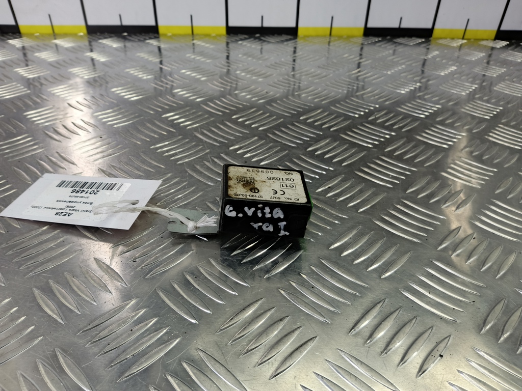 блок управления SUZUKI Grand Vitara 2.0 MT (128 л.с.)Grand Vitara  I (1997—2001) Внедорожник 37190-50J70, 630 рублей, Москва