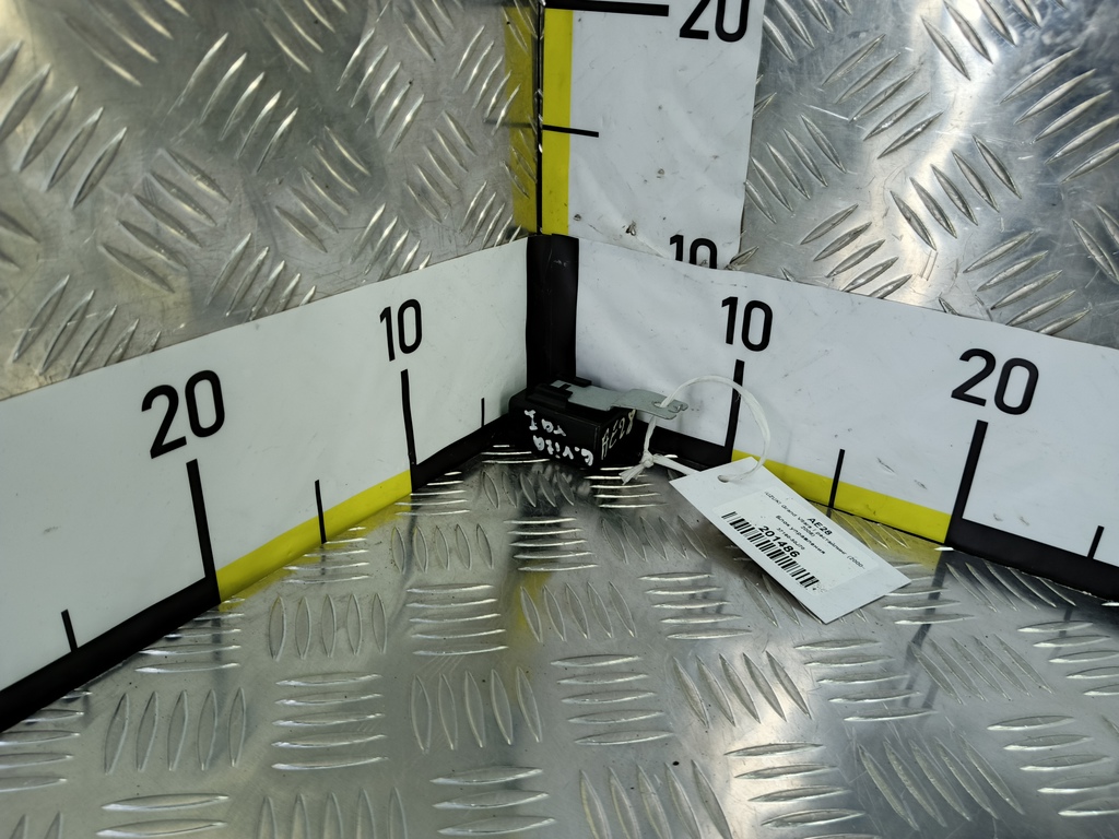 блок управления SUZUKI Grand Vitara 2.0 MT (128 л.с.)Grand Vitara  I (1997—2001) Внедорожник 37190-50J70, 630 рублей, Москва