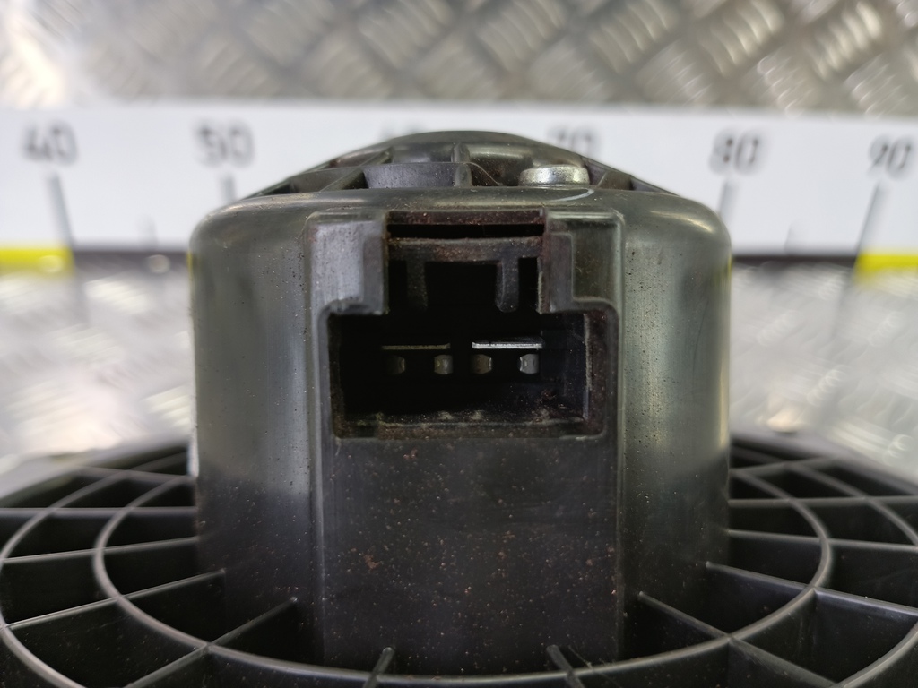 моторчик отопителя SUZUKI Grand Vitara 2.4 MT (169 л.с.)Grand Vitara  II рестайлинг (2008—2012) Внедорожник 7415076K02, 3390 рублей, Москва