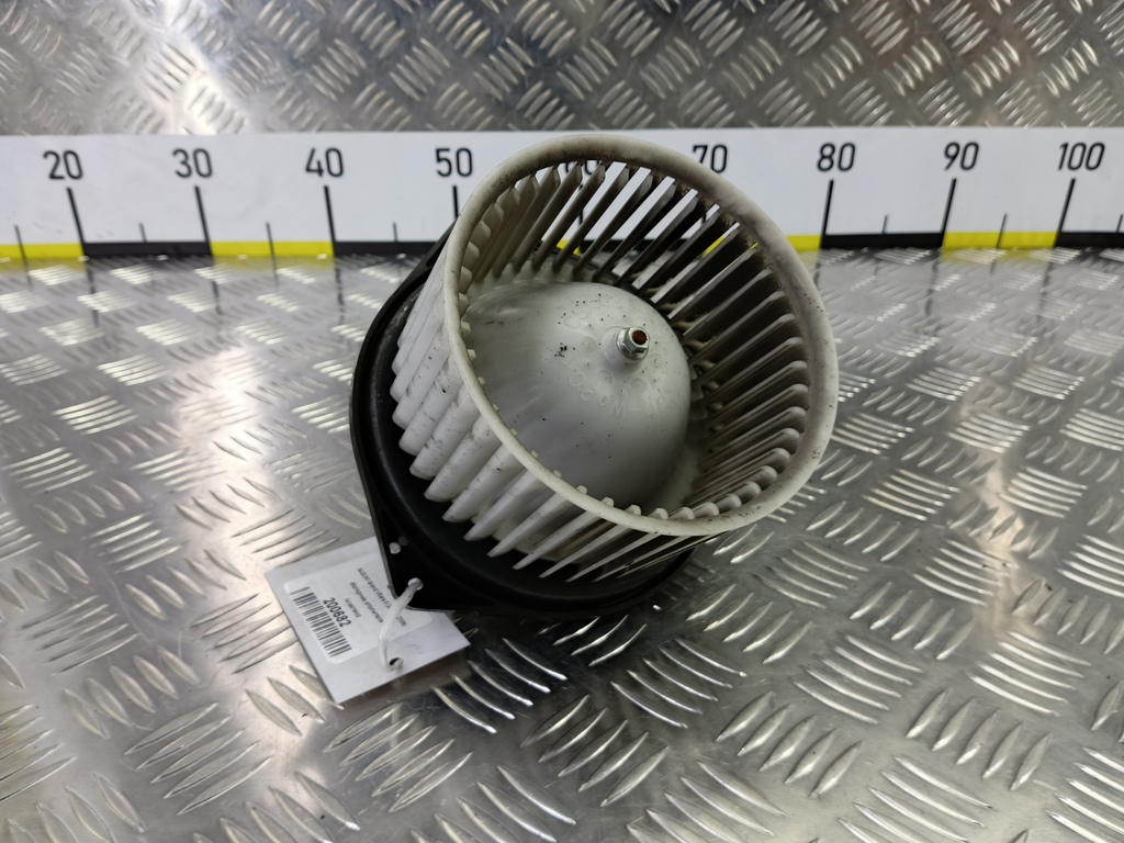 моторчик отопителя SUZUKI Grand Vitara 2.4 MT (169 л.с.)Grand Vitara  II рестайлинг (2008—2012) Внедорожник 7415076K02, 3390 рублей, Москва