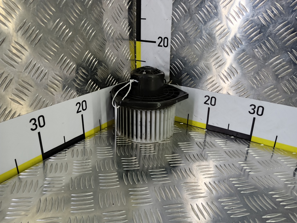 моторчик отопителя SUZUKI Grand Vitara 2.4 MT (169 л.с.)Grand Vitara  II рестайлинг (2008—2012) Внедорожник 7415076K02, 3390 рублей, Москва