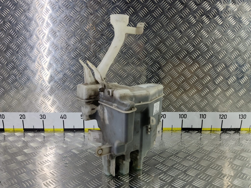 бачок омывателя SUZUKI Grand Vitara 2.4 MT (169 л.с.)Grand Vitara  II рестайлинг (2008—2012) Внедорожник 3845065J10, 3510 рублей, Москва