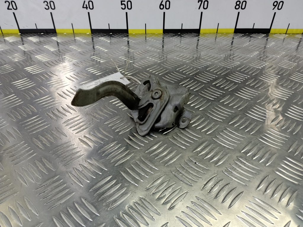 замок капота SUZUKI Grand Vitara 2.4 MT (169 л.с.)Grand Vitara  II рестайлинг (2008—2012) Внедорожник 8211065J11, 750 рублей, Москва