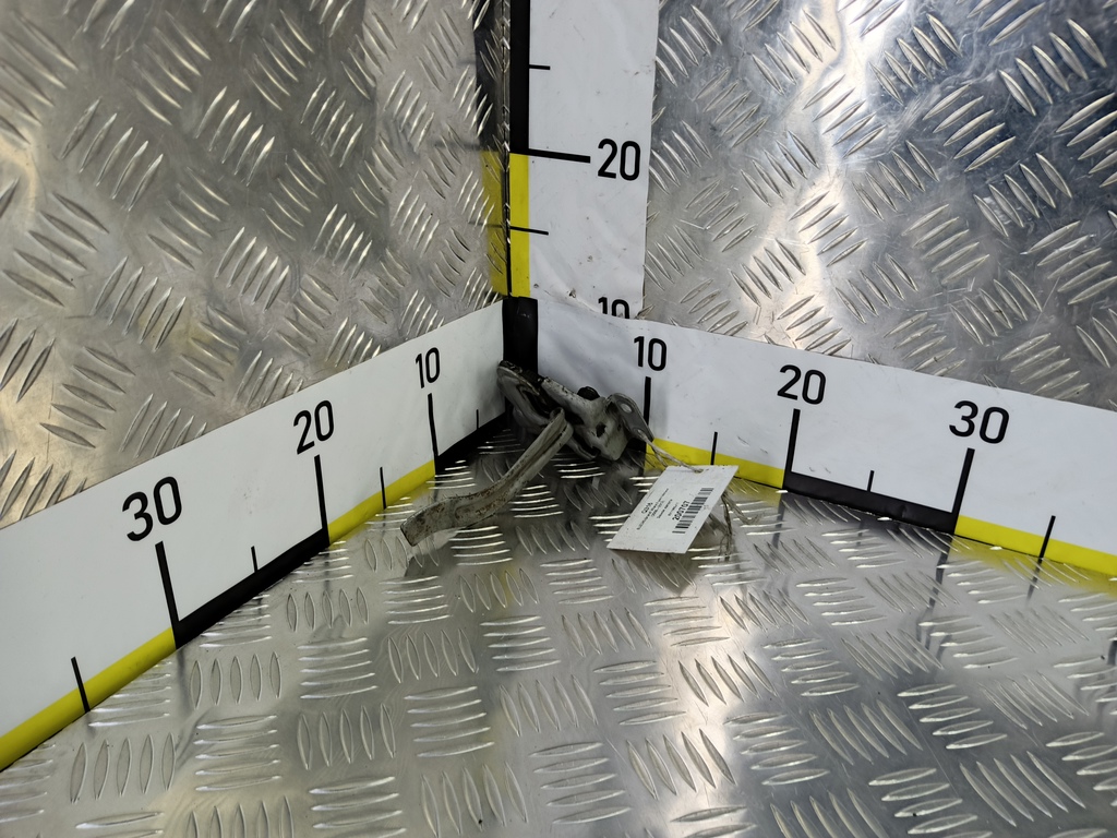 замок капота SUZUKI Grand Vitara 2.4 MT (169 л.с.)Grand Vitara  II рестайлинг (2008—2012) Внедорожник 8211065J11, 750 рублей, Москва