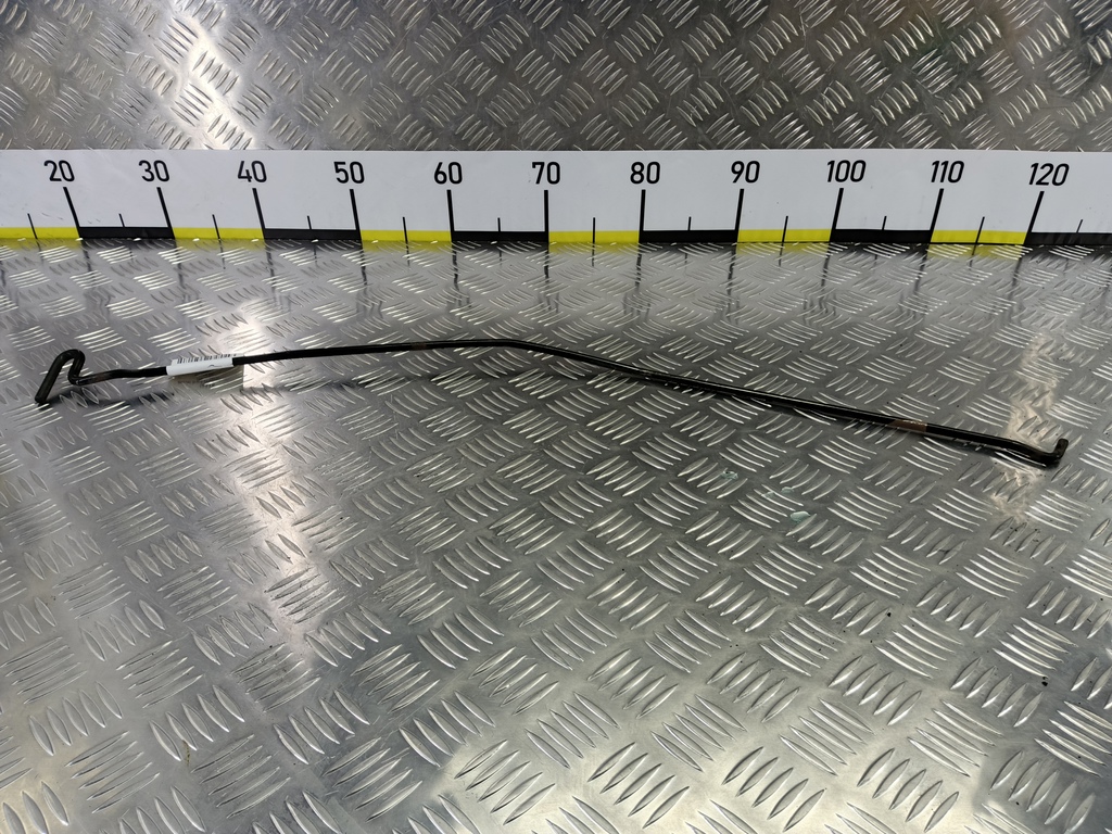 опора капота SUZUKI Grand Vitara 2.4 MT (169 л.с.)Grand Vitara  II рестайлинг (2008—2012) Внедорожник 72442-77K00, 980 рублей, Москва