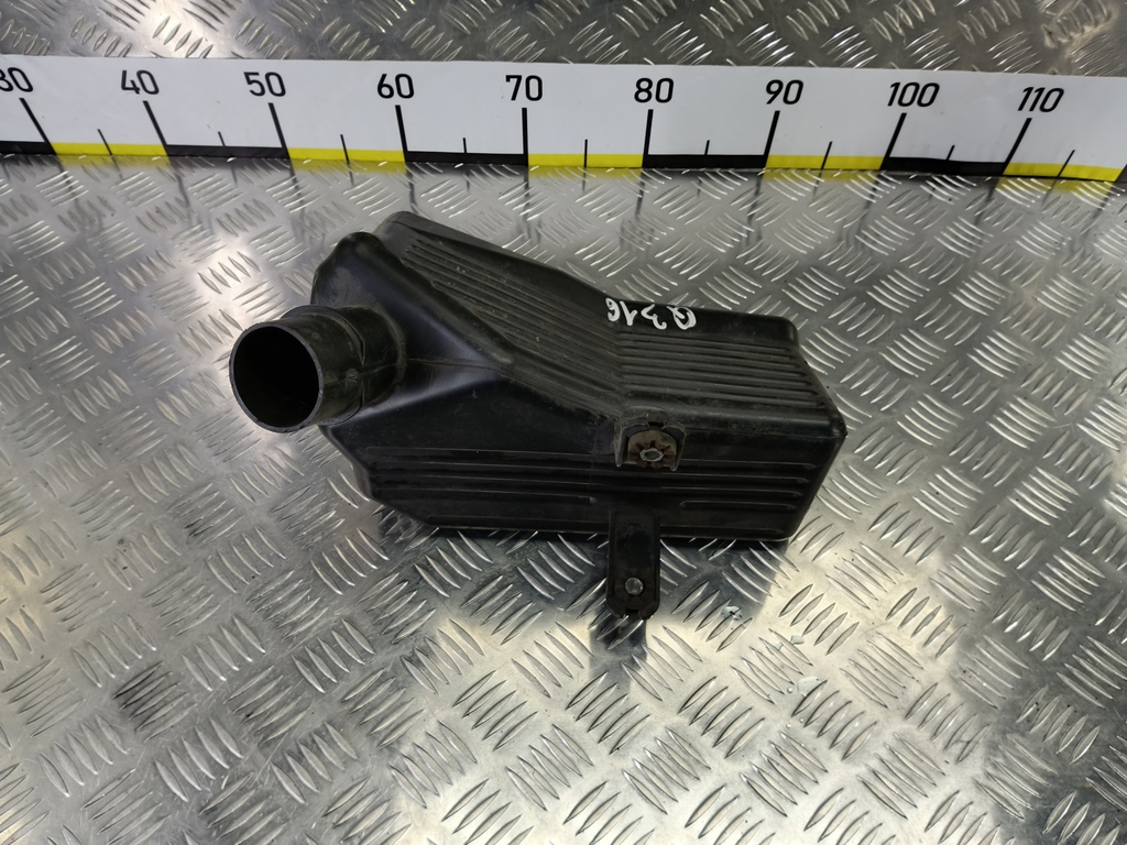 резонатор воздушного фильтра SUZUKI Grand Vitara 2.4 MT (169 л.с.)Grand Vitara  II рестайлинг (2008—2012) Внедорожник 1376178K00, 1210 рублей, Москва