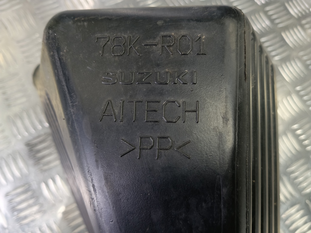 резонатор воздушного фильтра SUZUKI Grand Vitara 2.4 MT (169 л.с.)Grand Vitara  II рестайлинг (2008—2012) Внедорожник 1376178K00, 1210 рублей, Москва