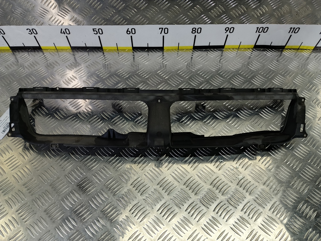 кронштейн решетки радиатора SUZUKI Grand Vitara 2.4 MT (169 л.с.)Grand Vitara  II рестайлинг (2008—2012) Внедорожник 71743-65J00, 1670 рублей, Москва