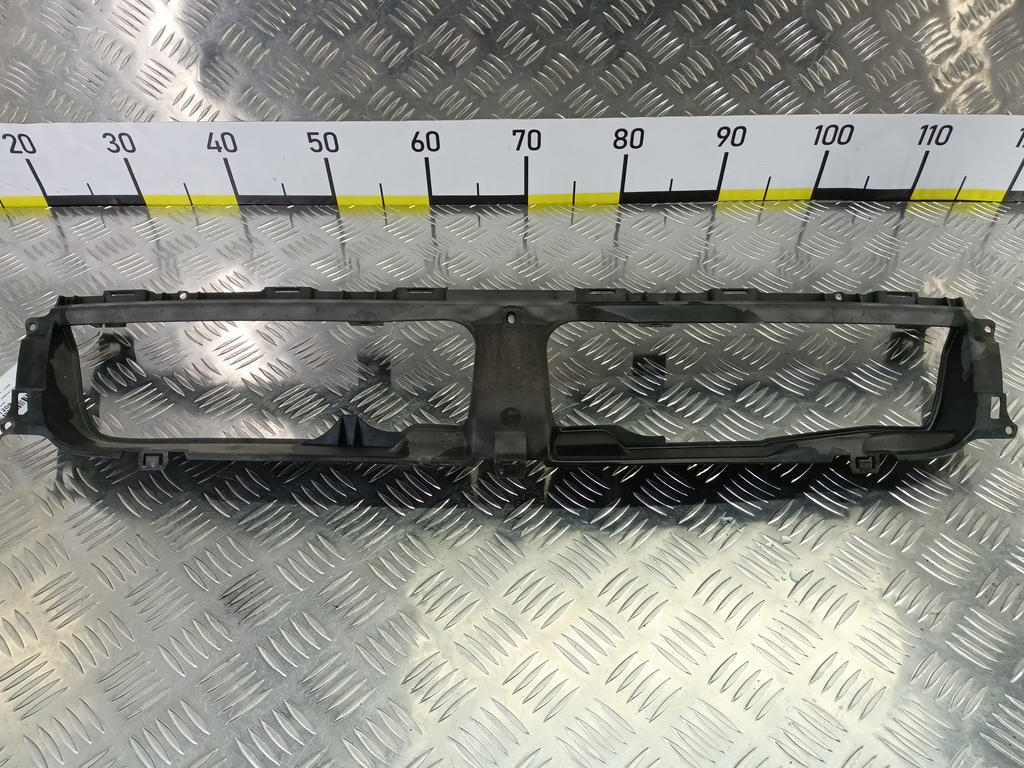 кронштейн решетки радиатора SUZUKI Grand Vitara 2.4 MT (169 л.с.)Grand Vitara  II рестайлинг (2008—2012) Внедорожник 71743-65J00, 1670 рублей, Москва