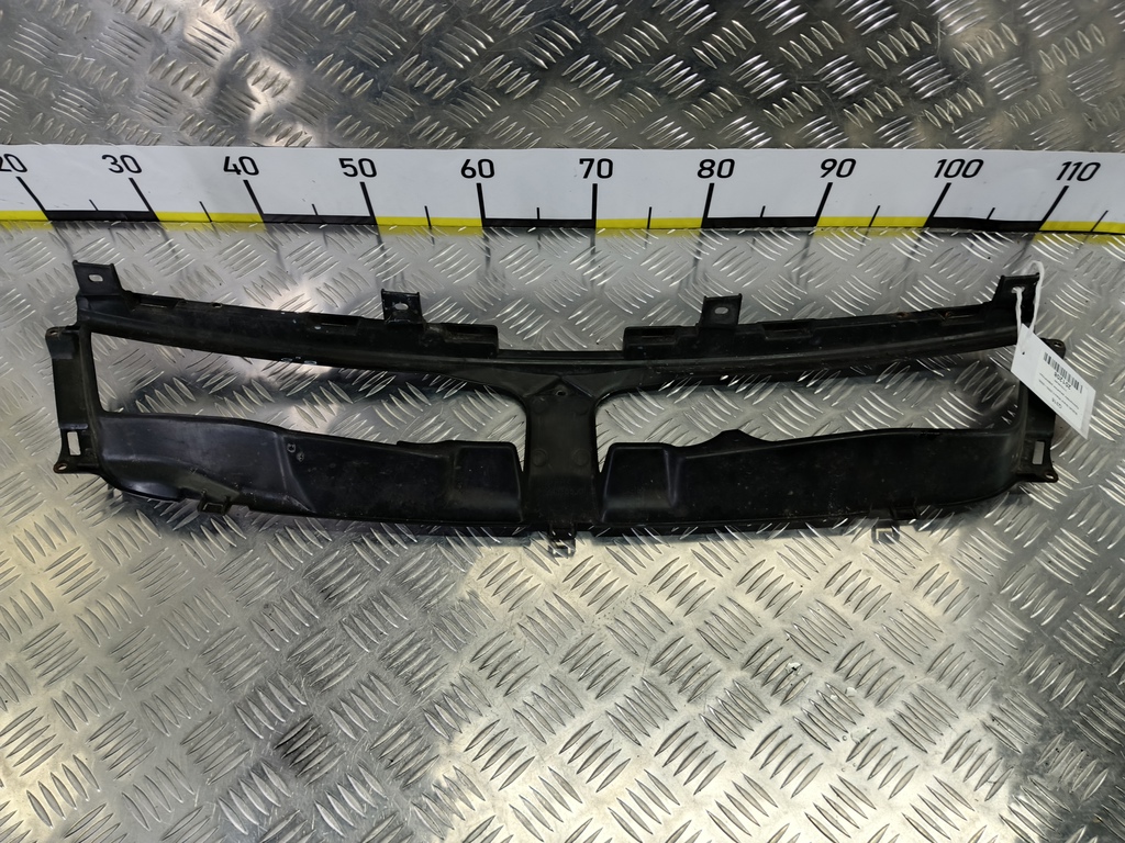 кронштейн решетки радиатора SUZUKI Grand Vitara 2.4 MT (169 л.с.)Grand Vitara  II рестайлинг (2008—2012) Внедорожник 71743-65J00, 1670 рублей, Москва