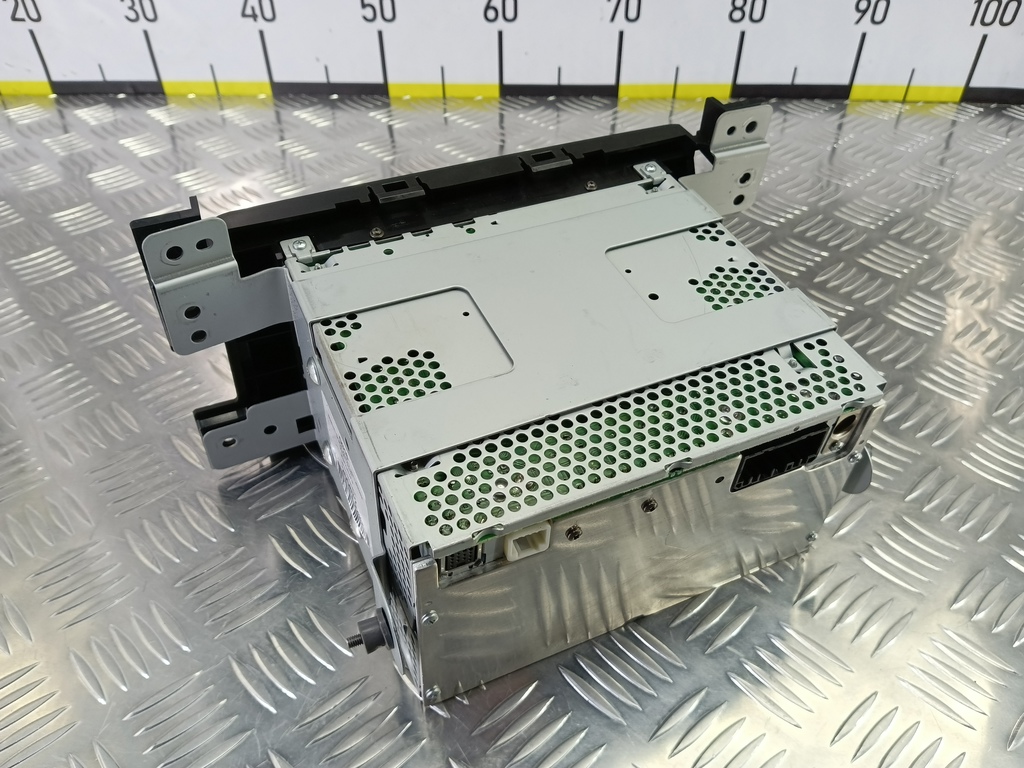 магнитола SUZUKI Grand Vitara 2.4 MT (169 л.с.)Grand Vitara  II рестайлинг (2008—2012) Внедорожник 3910176K31ZCA, 2590 рублей, Москва