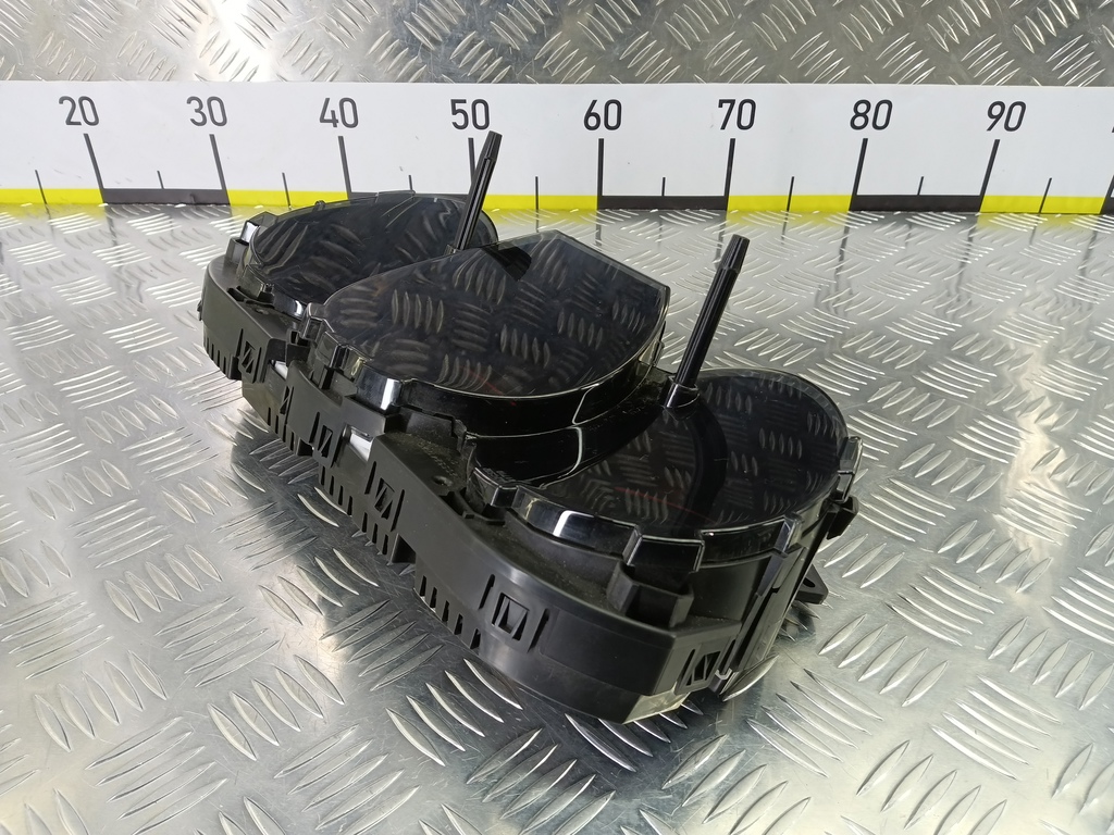 панель приборов SUZUKI Grand Vitara 2.4 MT (169 л.с.)Grand Vitara  II рестайлинг (2008—2012) Внедорожник 3410179KH1, 1780 рублей, Москва