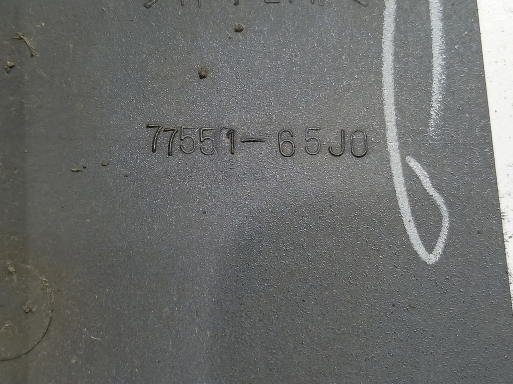 накладка крыла переднего SUZUKI Grand Vitara 2.4 MT (169 л.с.)Grand Vitara  II рестайлинг (2008—2012) Внедорожник 7755065J00, 2010 рублей, Москва