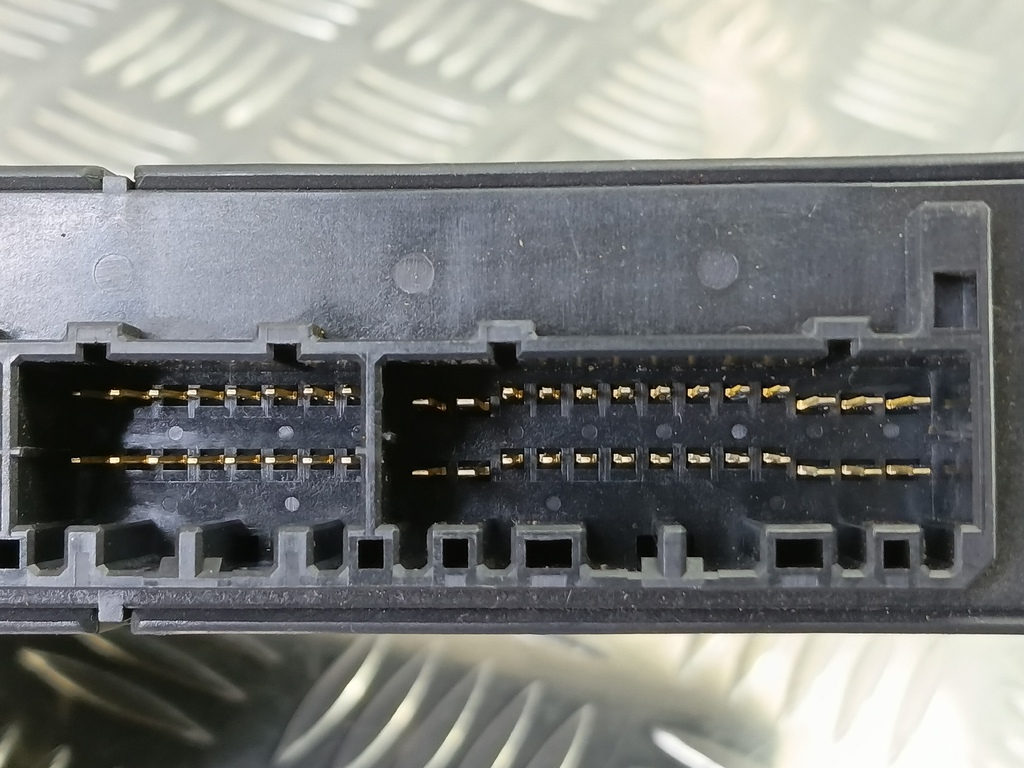 блок управления двигателем MITSUBISHI LANCER  1860A318, 5230 рублей, Москва