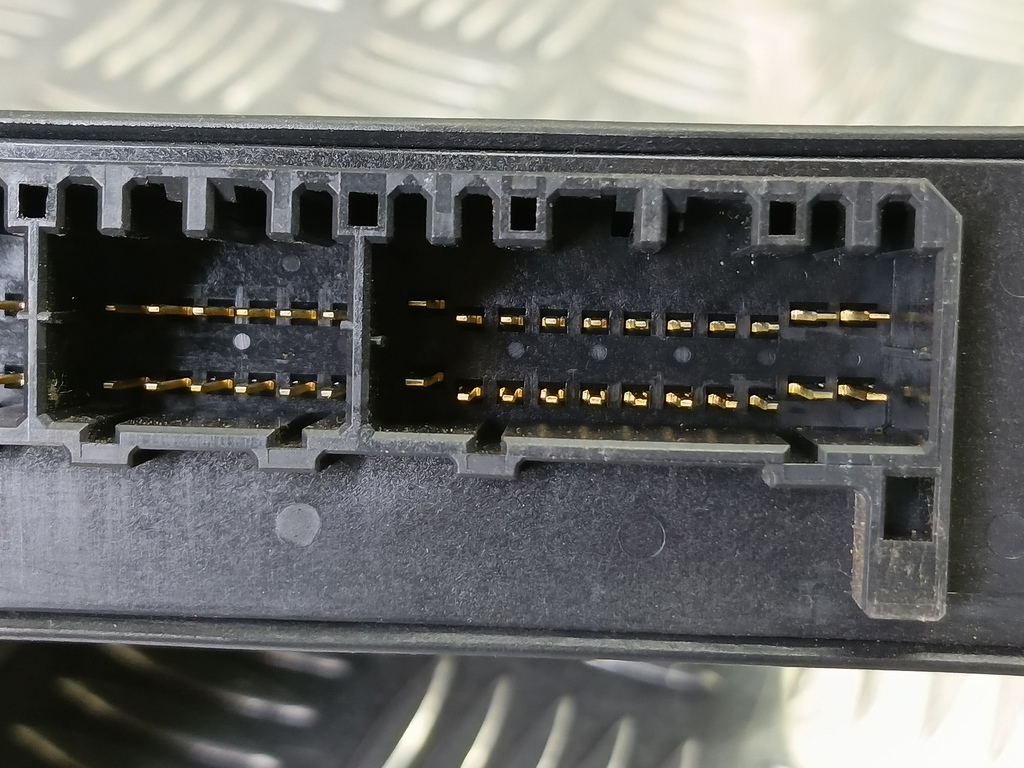 блок управления двигателем MITSUBISHI LANCER  1860A318, 5230 рублей, Москва