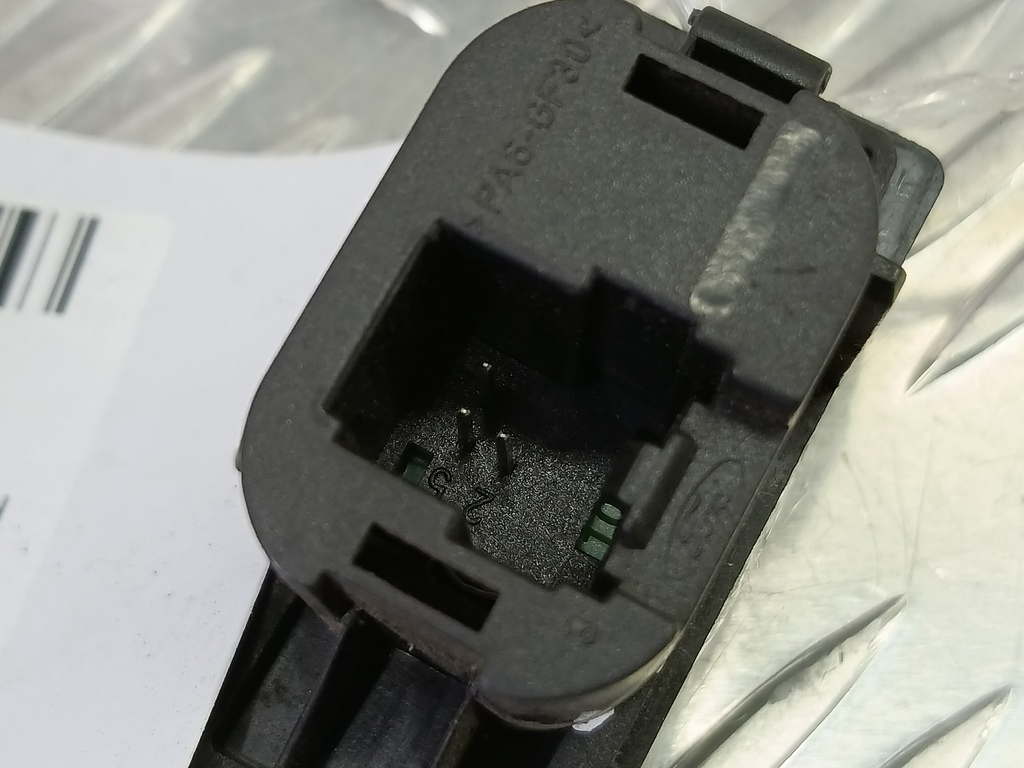 кнопка аварийной сигнализации FORD Transit  1222988, 520 рублей, Москва